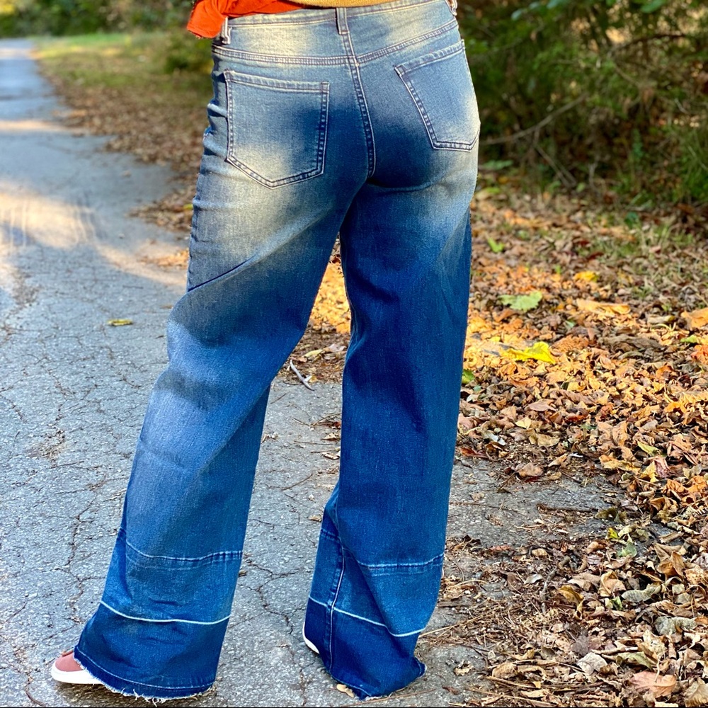 Wide Leg Jeans - Picture 4 of 9
